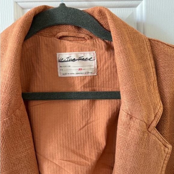 WE THE FREE XS BARN JACKET WAY OVER SIZE Apricot, oversized and unlined NWOT - Picture 9 of 13